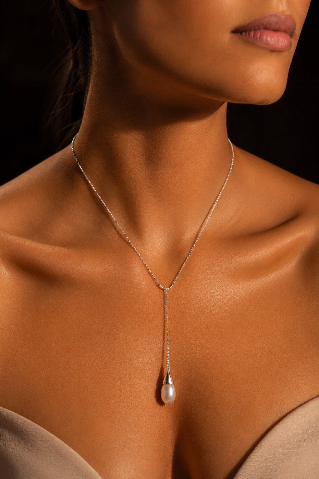 Tear Pendant Necklace | IZI