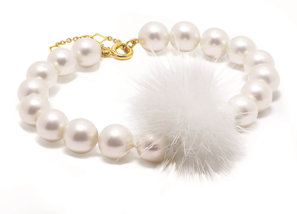 Cheek White Bracelet | IZI