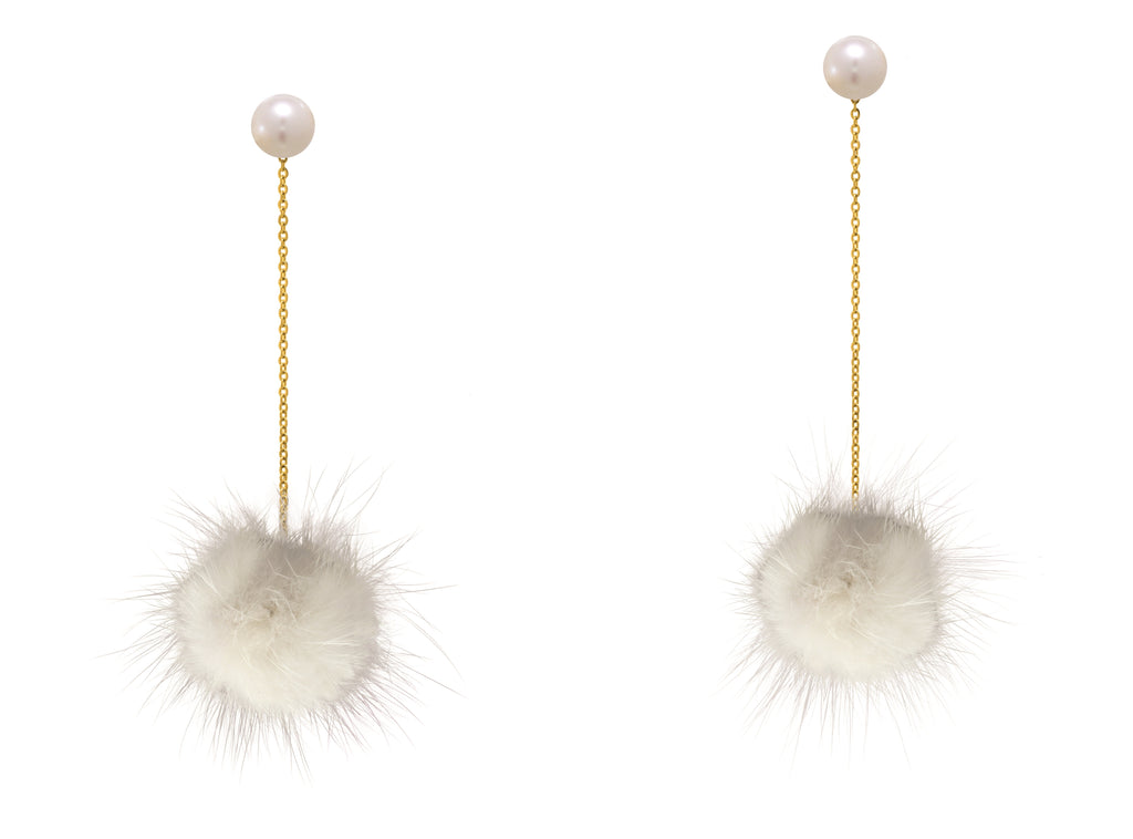 Cheek White Earrings | IZI