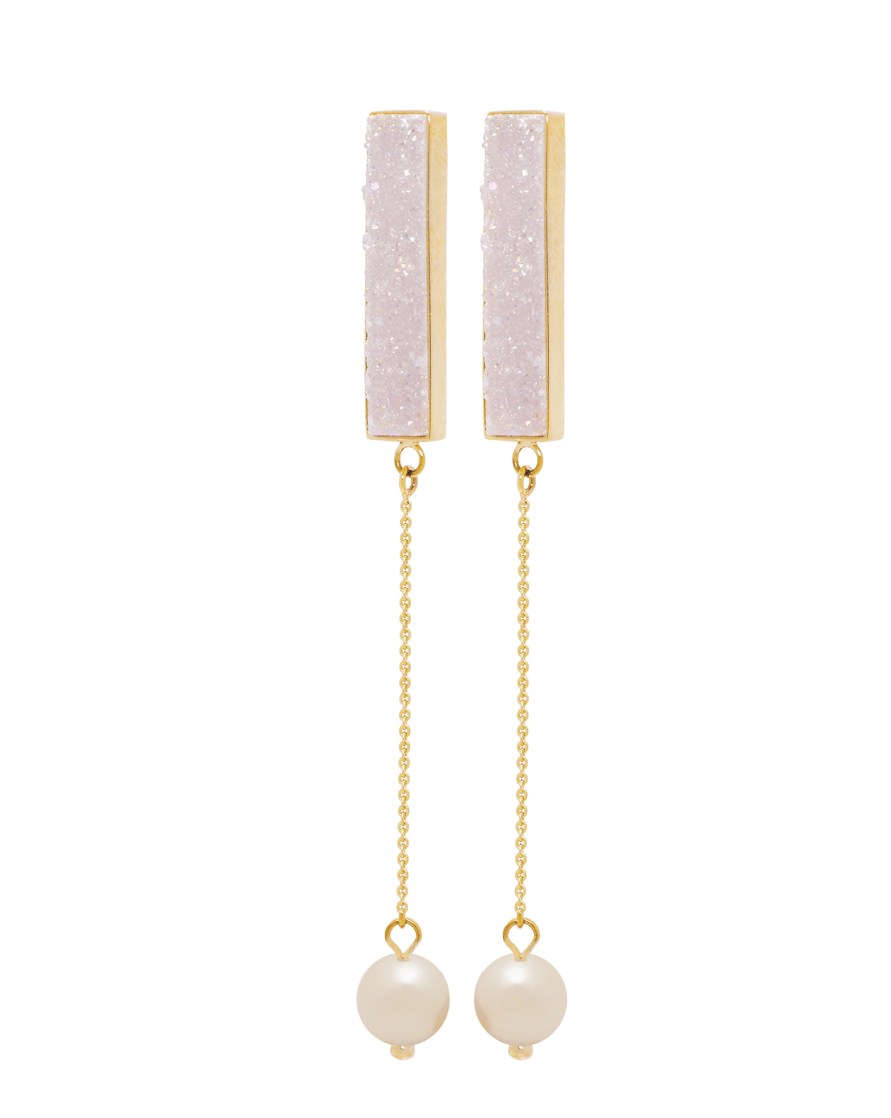Ginger White Earrings | IZI