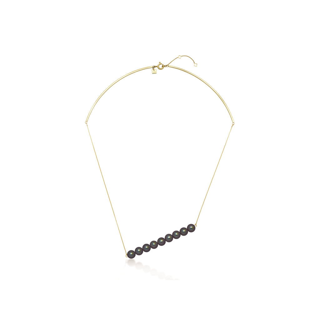 Hung Black Pendant | IZI